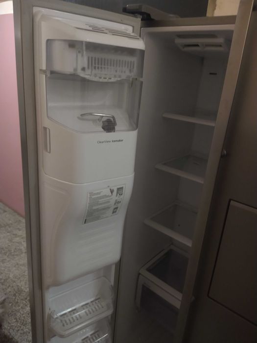 Хладилник самсунг