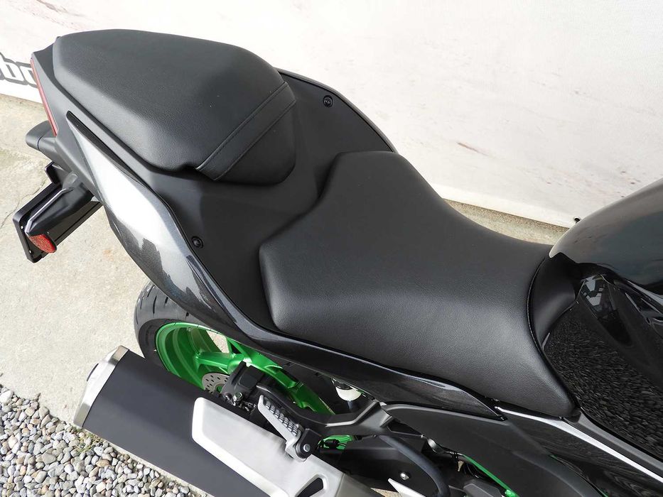 Motocicleta Kawasaki Z500 SE ABS 2026 | Rate | Leasing