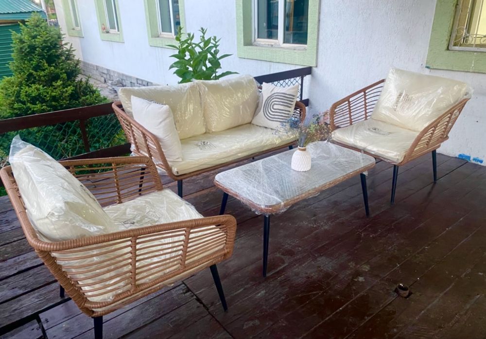 Садовый комплект мебели