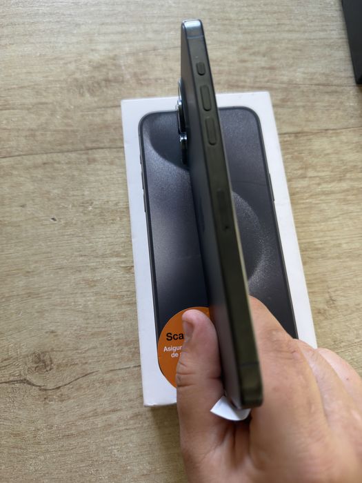 Iphone 15 pro max nou baterie 100% prima utilizare
