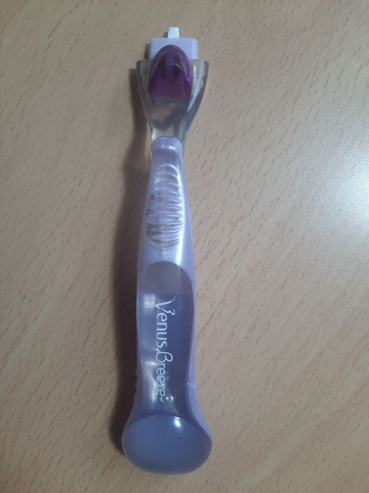 Продается станок для бритья женский