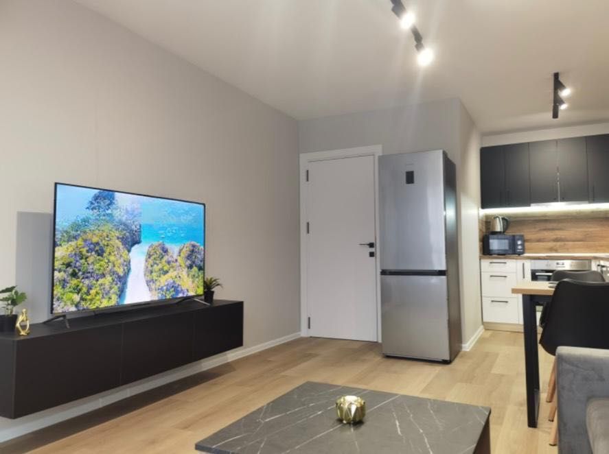 Дава се под наем Двустаен апартамент в София, Дианабад - 56 кв.м за 408 € - Снимка #2