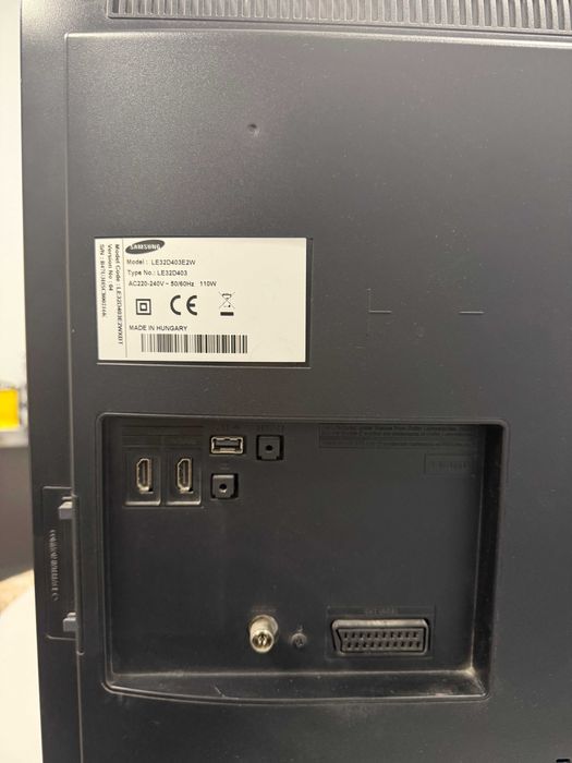 Samsung LE32D403E2W, 32", HD Ready – работещ телевизор с дистанционно