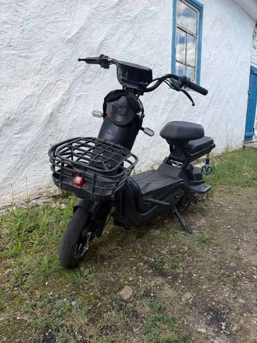 Продам электро скутер Vetro