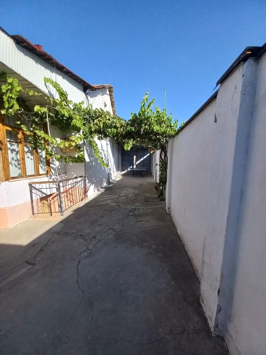 Mirzo-Ulug'bek tumani Oltin-tepa qizil suv ko‘cha 6.95-sot fasad:16-m