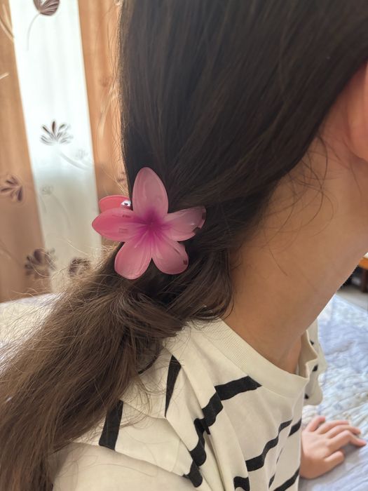 Заколки красивые,разные