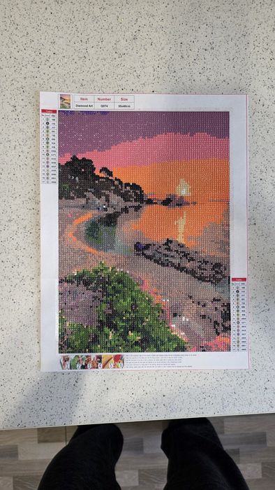 Tablouri cu diamante 5D lucrate manual