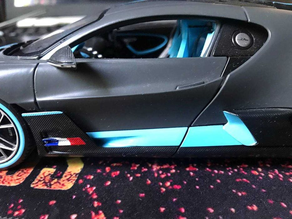 Продается модель 1:18 Bugatti Divo