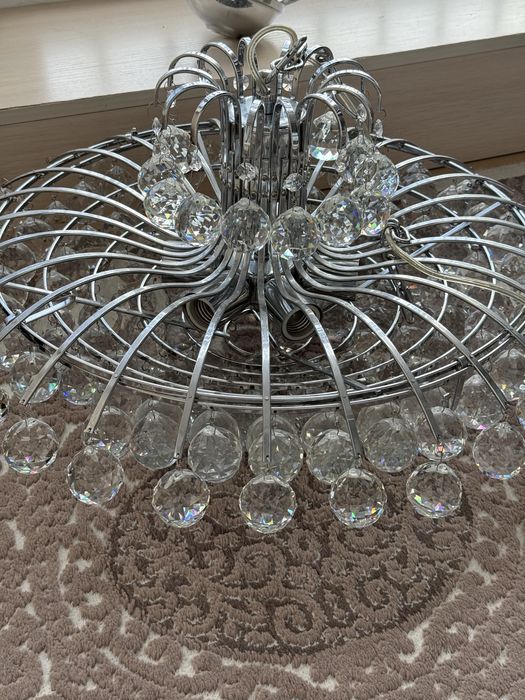 хрустальная люстра