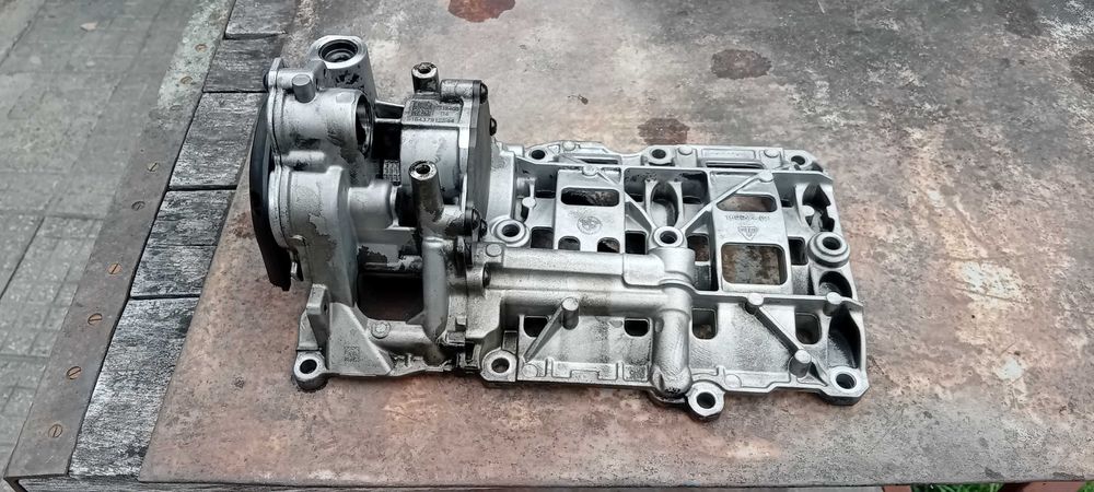 Маслена помпа за БМВ Х3 ф25 20д