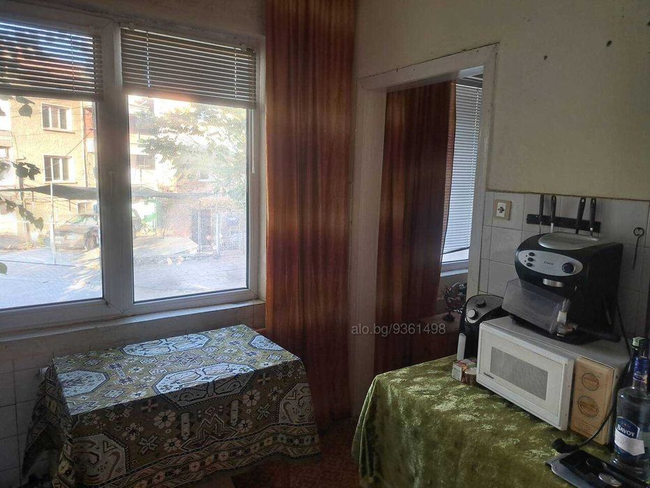 Продава се Етаж от къща в Асеновград - 133 кв.м за 1166 €/кв.м - Снимка #2
