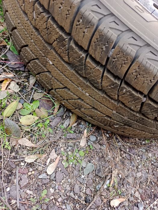 Продам  колёса с зимней резиной