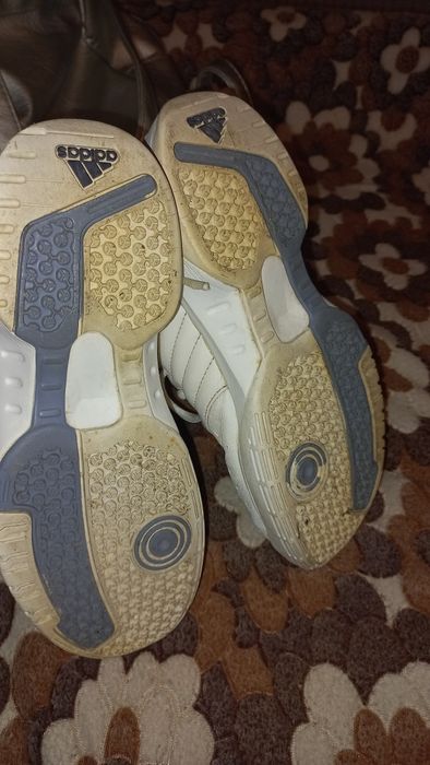 Маратонки Adidas