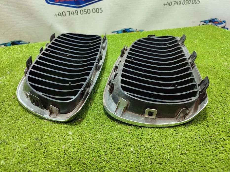 GRILA BARA FATA STANGA / DREAPTA BMW 325I SERIA 3 E93 SE 3.0 BENZINA 2007 COD OEM 9082280707 / 224059-10 / 2005-2012