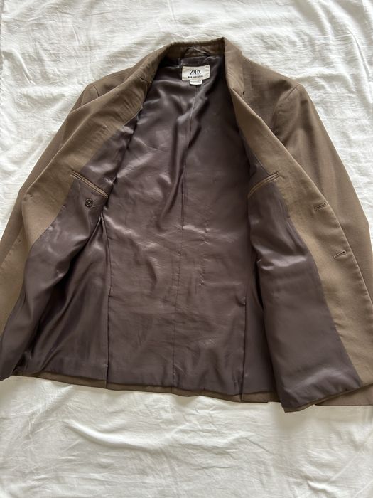 Пиджак от  ZARA