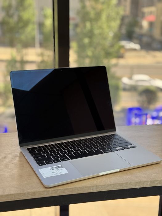 Макбук Apple Air M4