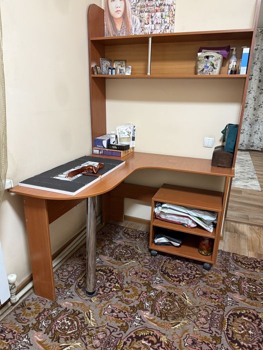 Стол рабочий, школьный, учебный, офисный