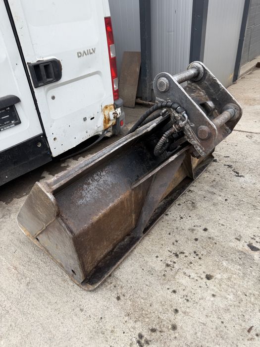 Cupa taluz inclinabila