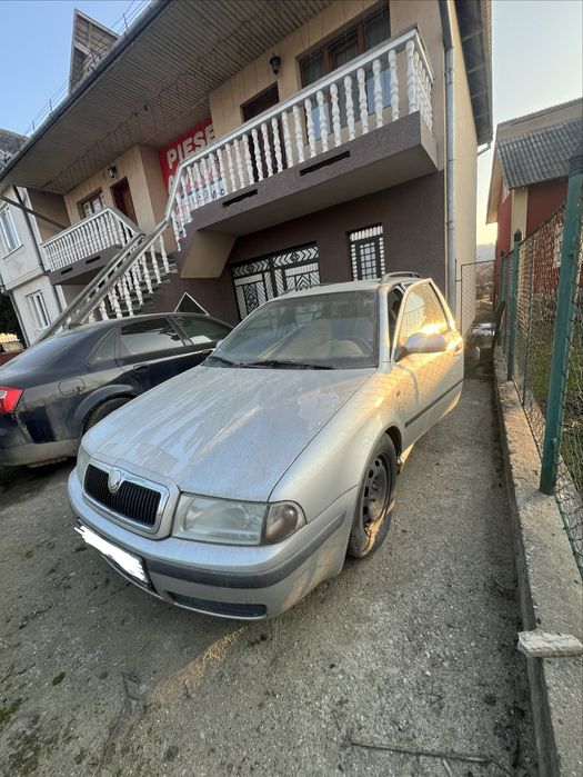 Dezmembrez Skoda Octavia 1