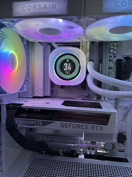 PC Gaming High - End RTX 5060Ti, Ryzen 5 9600x, 16GB RAM DDR5