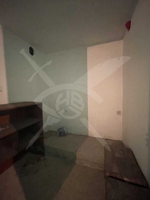 Продава се Двустаен апартамент в Варна, Лятно кино Тракия - 81 кв.м за 433 €/кв.м - Снимка #3