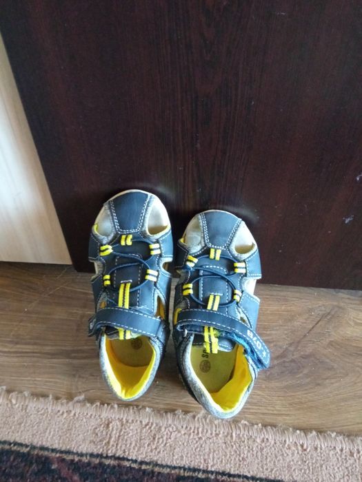 Сандали - 27 номер