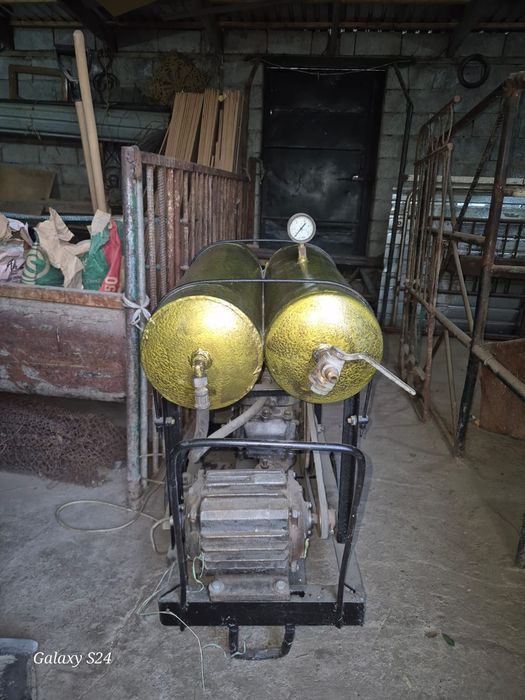 Продам компрессор