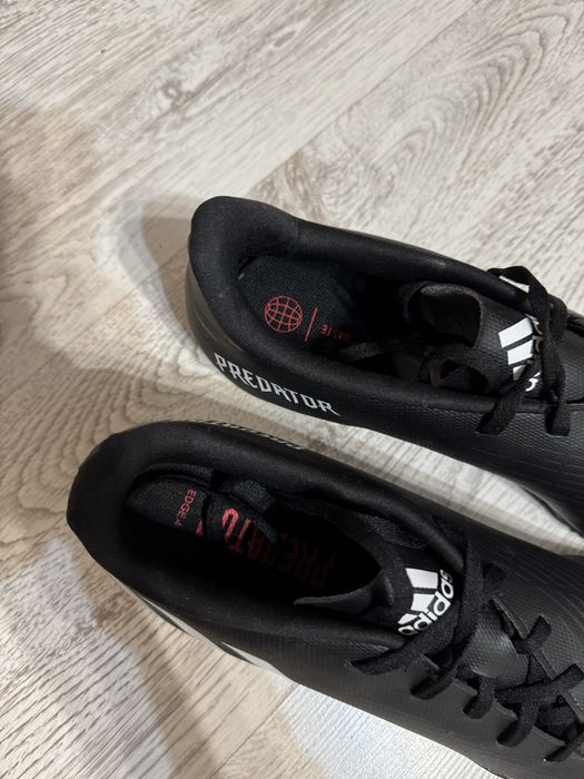 Новые Adidas Predator бутсы