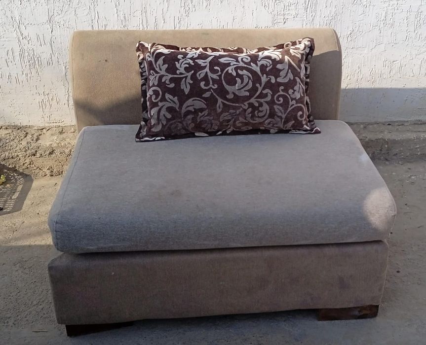 Продается диван.