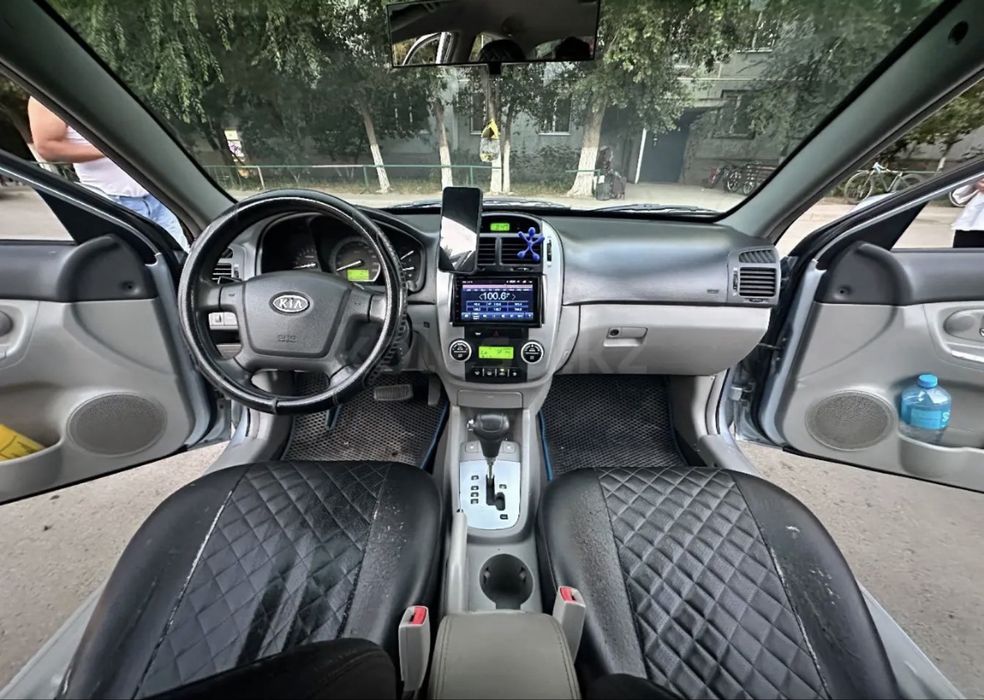 Продам автомобиль Kia Cerato