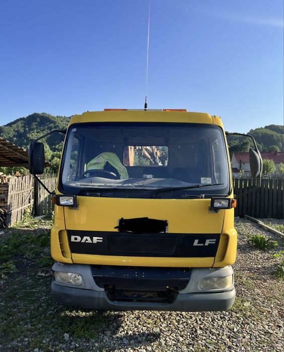 Daf Lf 45 cu macara