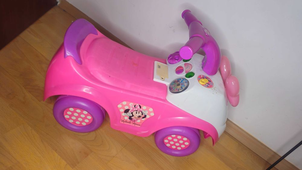 Masinuta minnie mouse