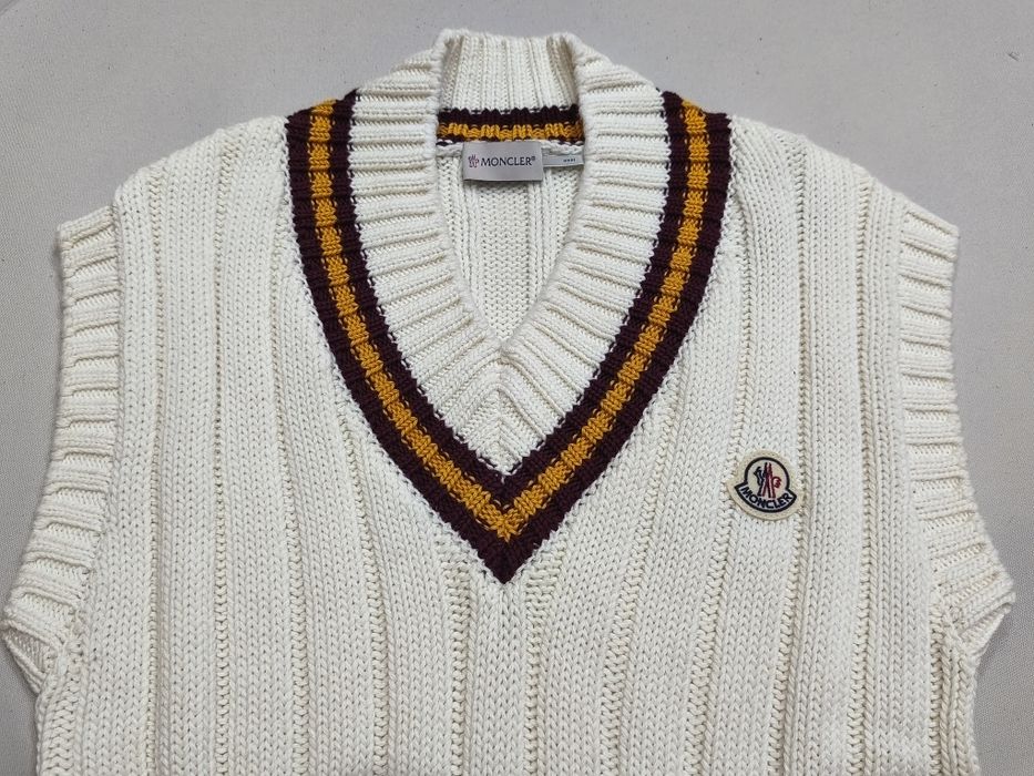 Пуловер Moncler, оригинален