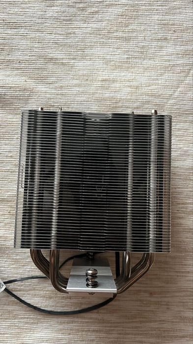 Deepcool AG400 – Мощно охлаждане за процесор (пълен комплект)