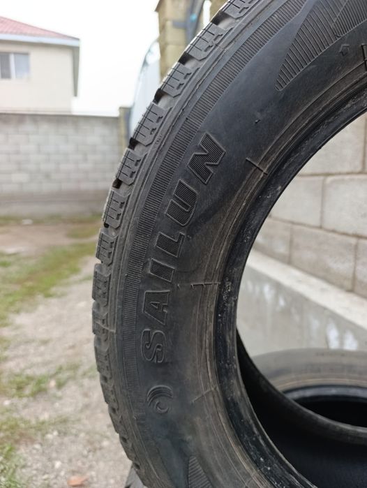 Продам резину 17 размера