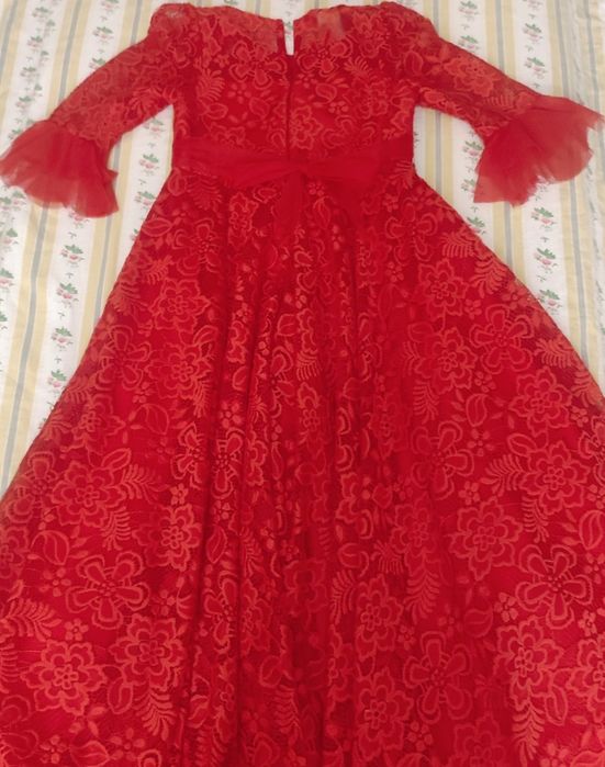 Qizlar uchun qizil bal kõylagi