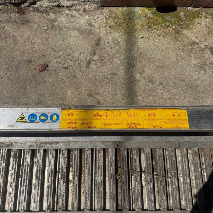 Пътеки за мини багер