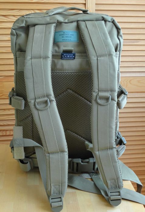 RUCSAC MILTEC Armata Militar Marime 36L Impermeabil Germania Camping