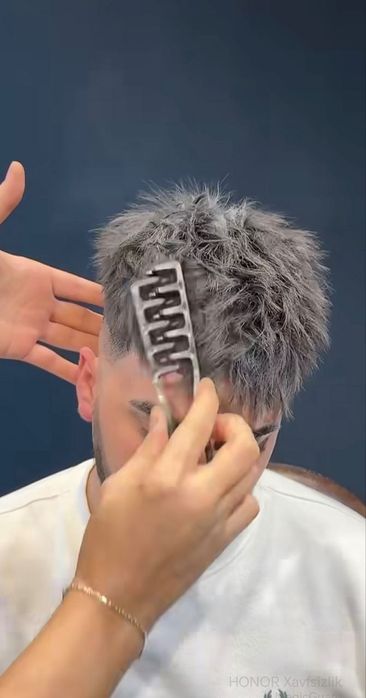 Crop soch uchun maxsus taroq