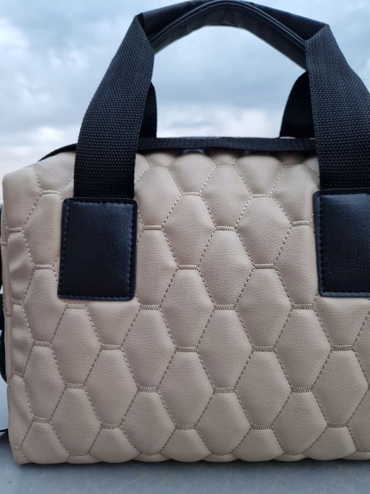 Сумка дутая бежевая