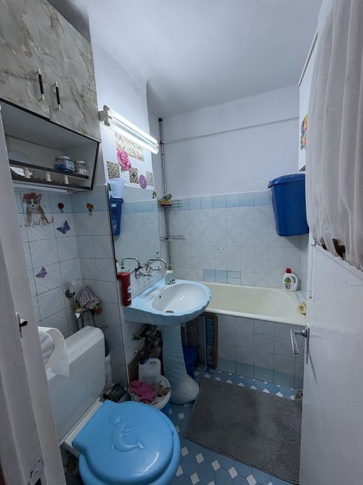 Inchiriez apartament 2 camere  Ploiesti vest