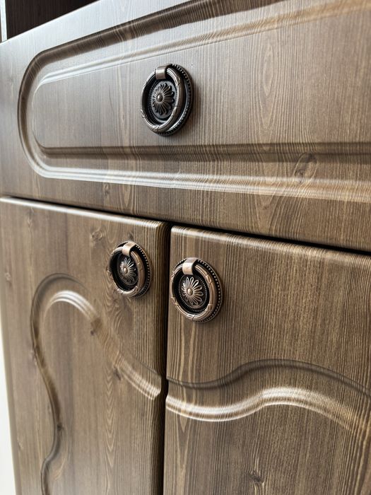 Продам комплект шкаф и комод!!!