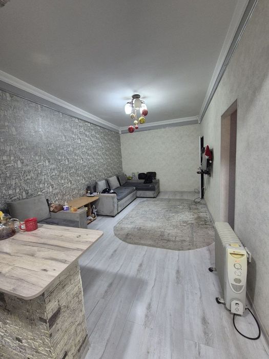 Юнусабад 7 2/4/4 балкон 1,5*6