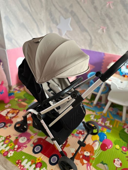 Лятна бебешка количка Chipolino-Twister 360 макадамия