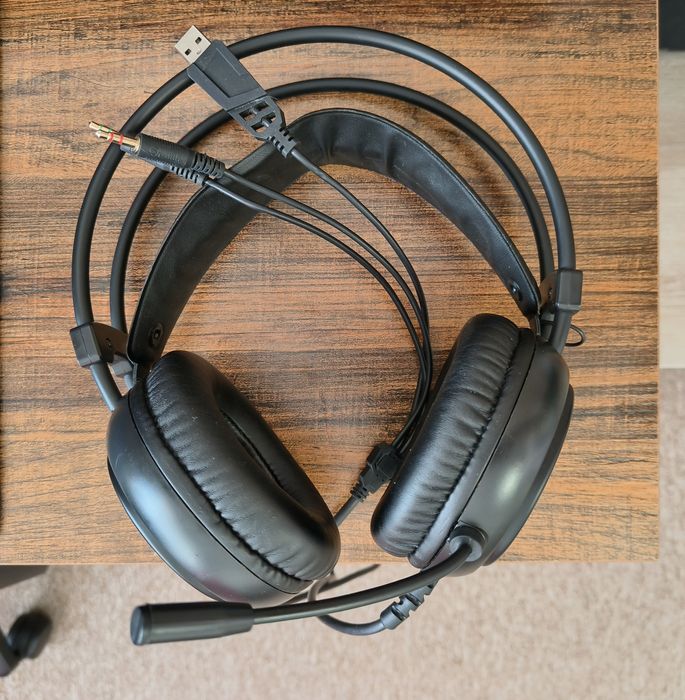 Tastatura/ mouse/ casti gaming