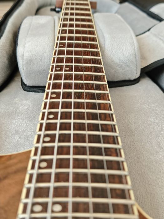 [Vând] Ibanez SEW761CW + padded case