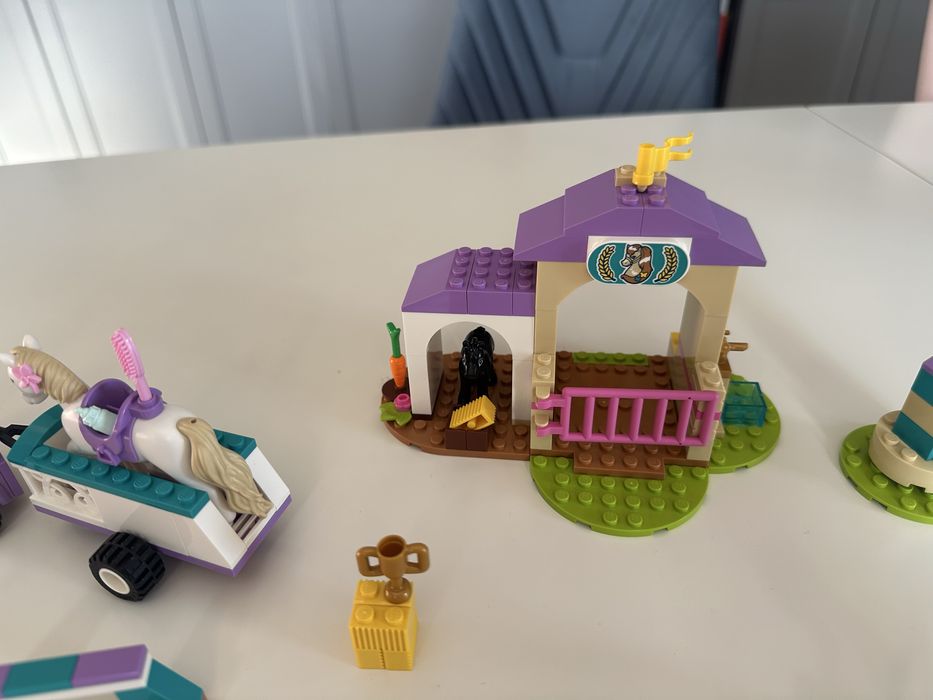 Lego Friends Треньор на коне