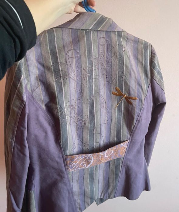 Sacou Vintage foarte detaliat