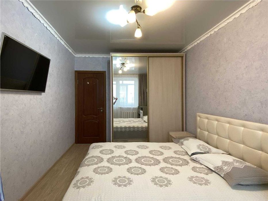 2 комнатная с ремонтом, возле Евразии.