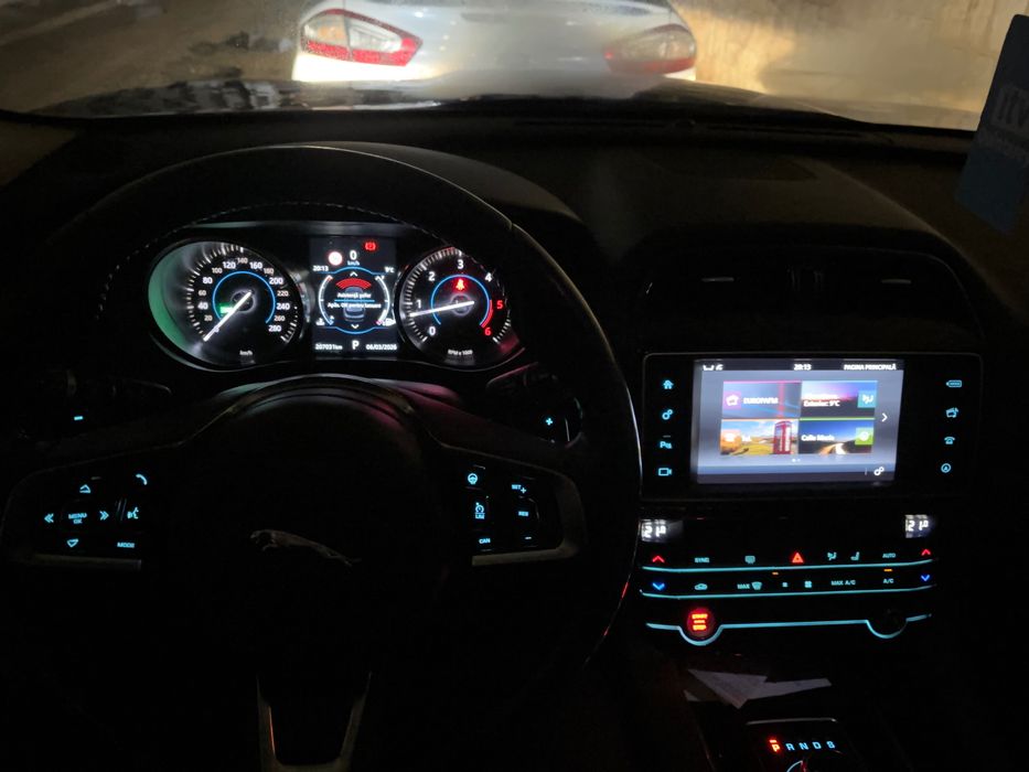 Jaguar F pace 4X4 Sport